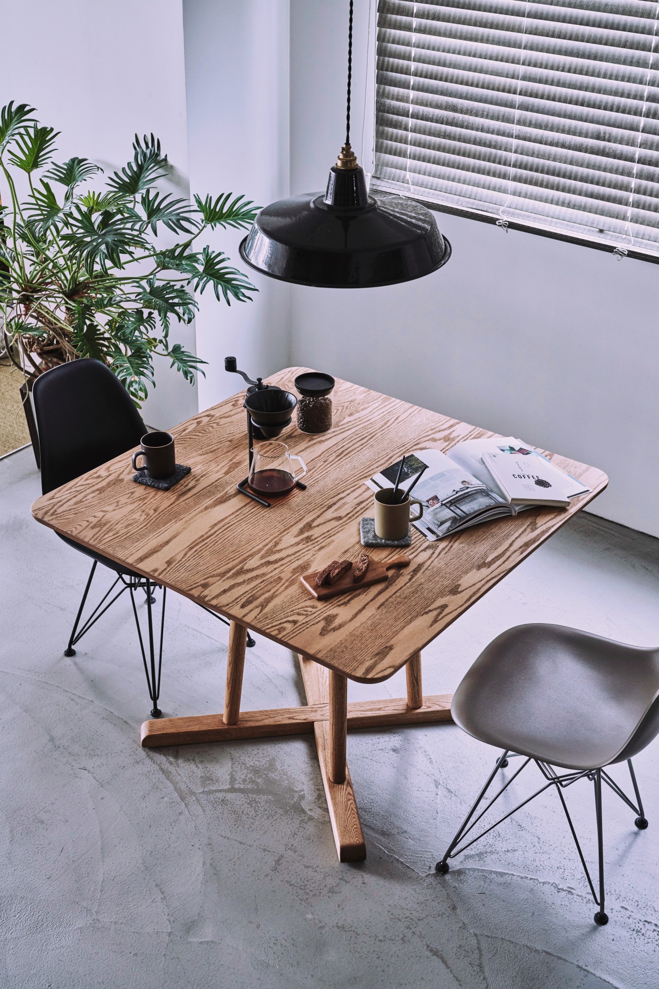 THYME ダイニングテーブル | インテリアショップ Life