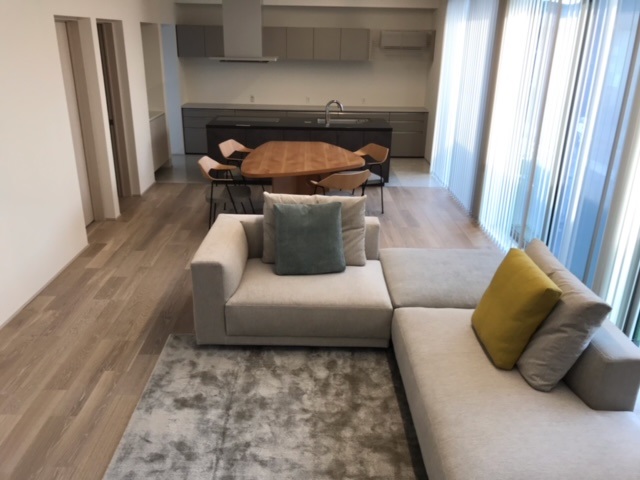 CASE 675 チェア | インテリアショップ Life