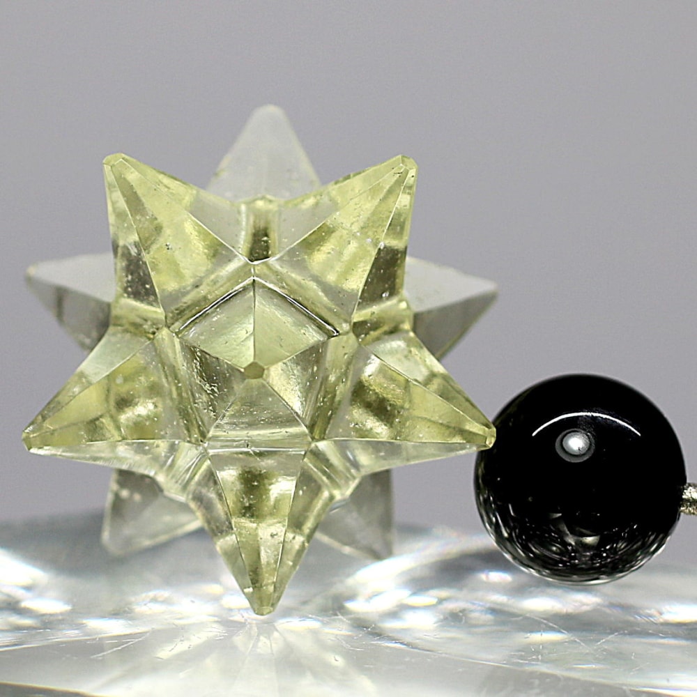 トップクォリティ]天然リビアングラスアステロイド（小惑星/スーパー