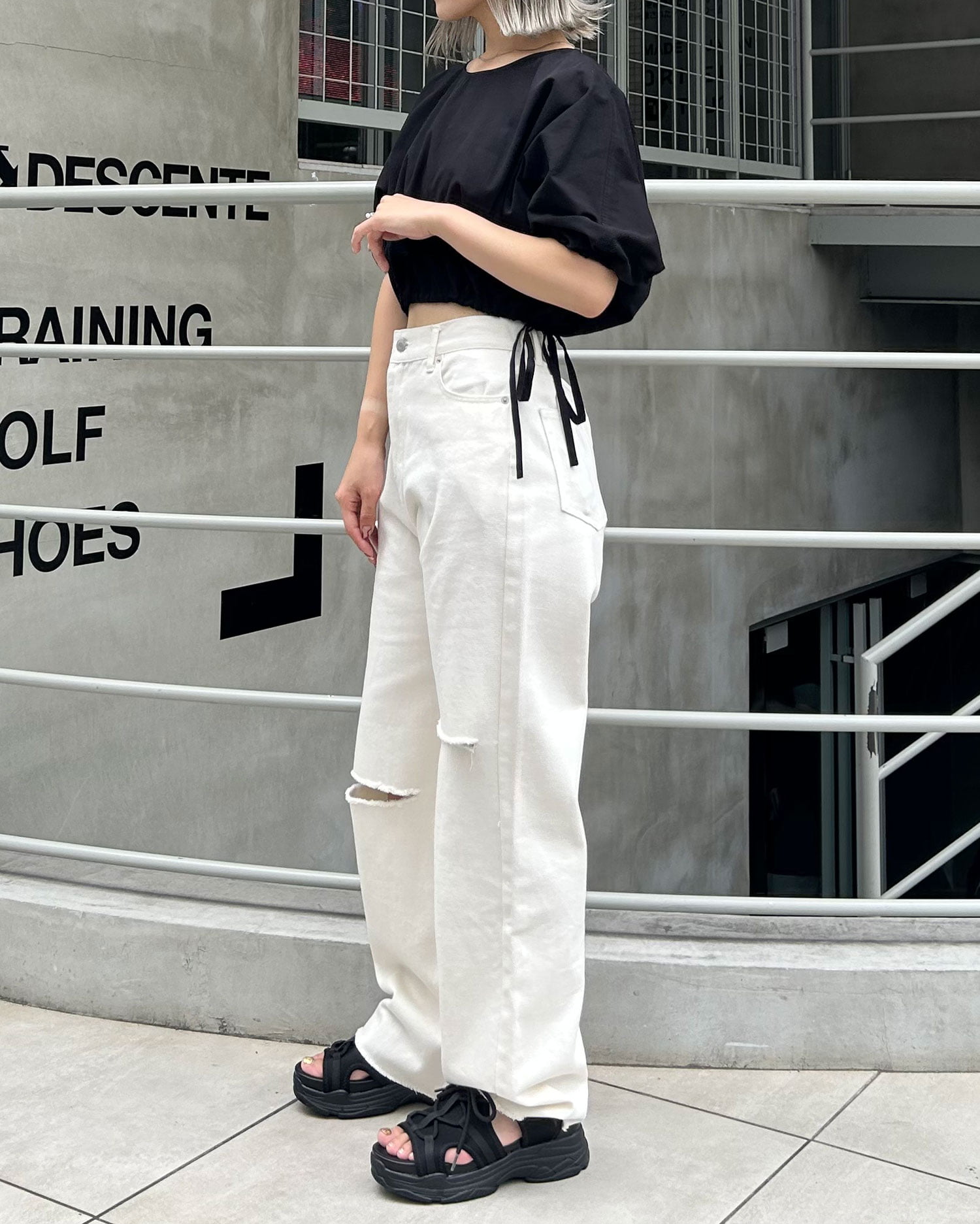 ニーカッティングデニムパンツ｜INGNI(イング) 公式通販｜INGNI STORE