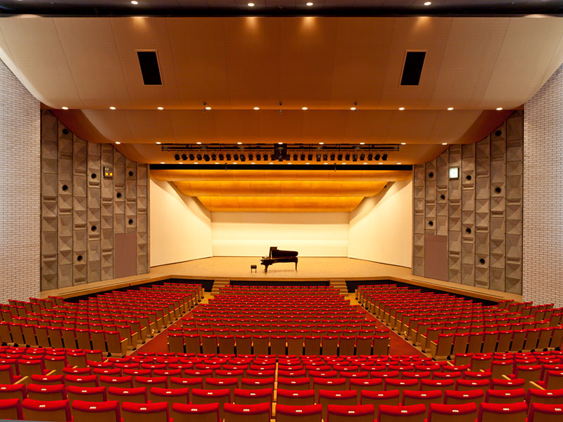 施設案内＞大ホール | ザ・ヒロサワ・シティ会館