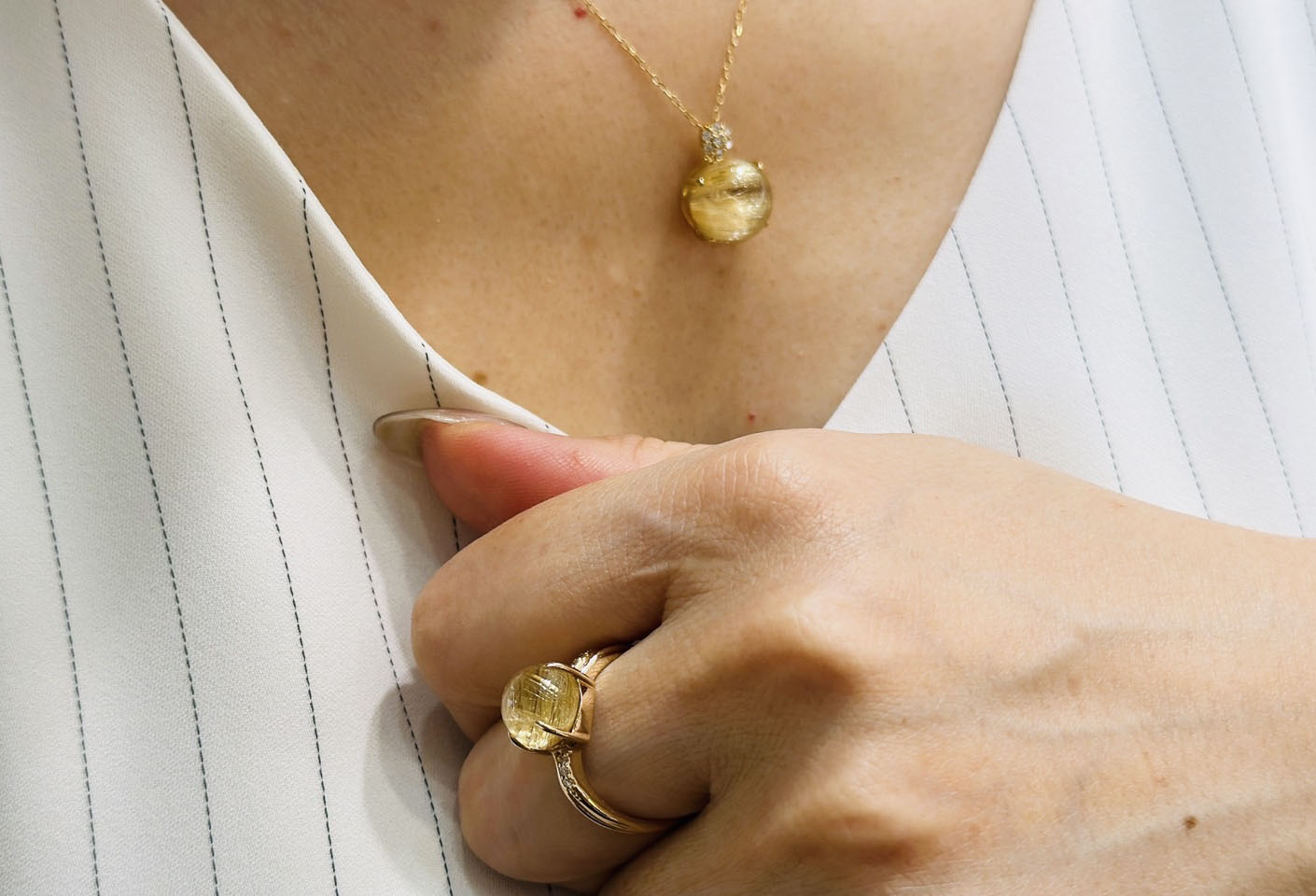 静岡】財運と活力を高める: ルチルクォーツの守護石ジュエリー