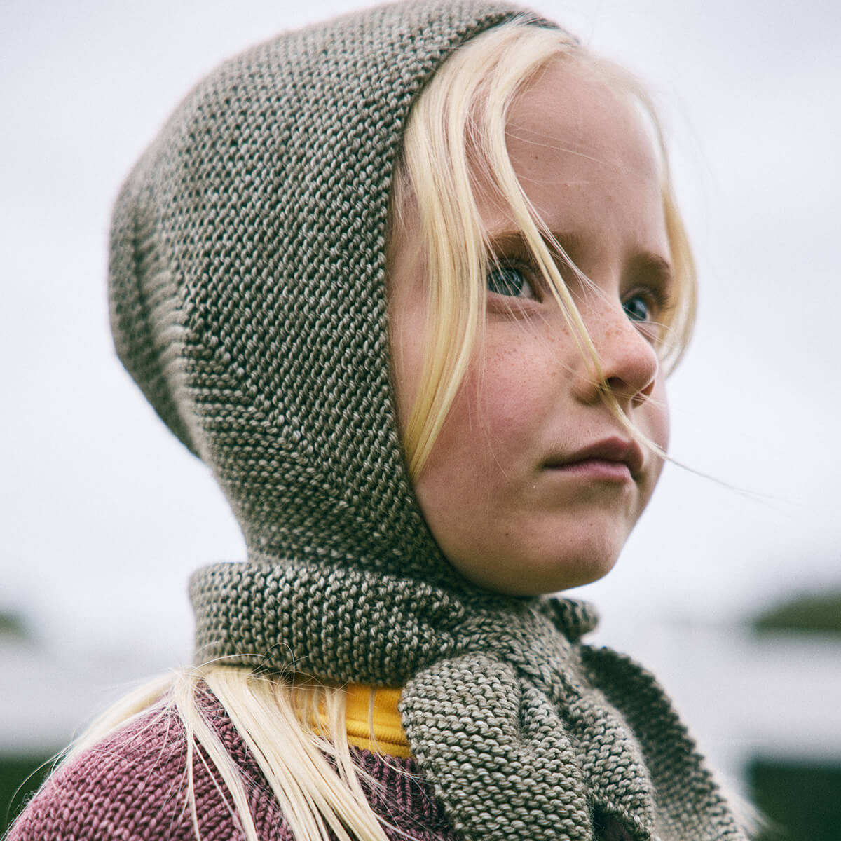 Sledding Hood in Seal Gray by Misha & Puff – Junior Edition