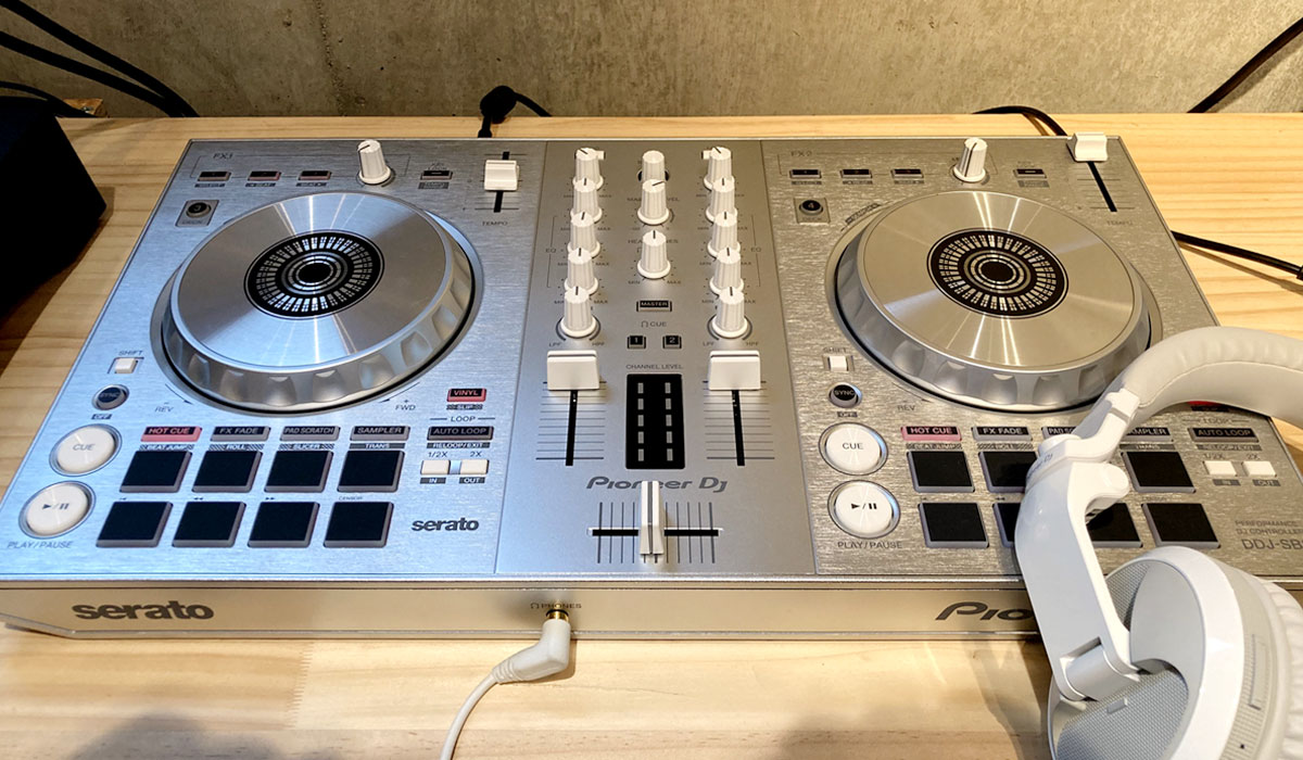 カラバリ史上間違いなく最高傑作】Pioneer DJ DDJ-SB3の限定シルバー