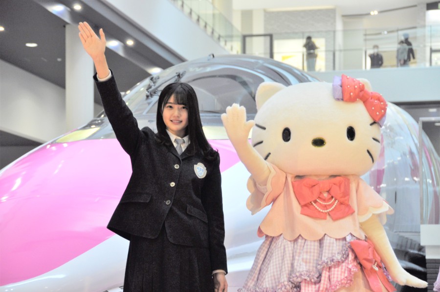 ハローキティ新幹線展、異なるデザイン登場に「写真撮って」 | Lmaga.jp