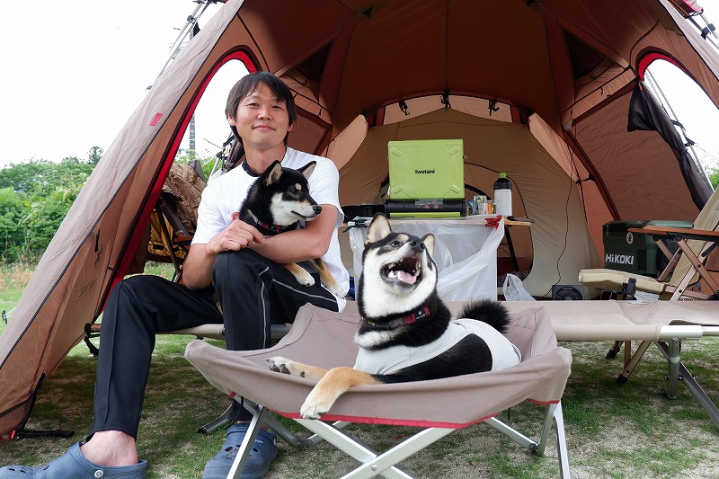 スノーピークのシェルターとドッグコットで愛犬もニコニコキャンプ