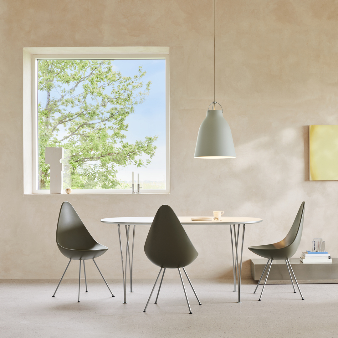 FRITZ HANSEN（フリッツ・ハンセン）スーパー楕円テーブルB612