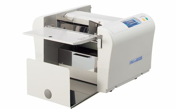 紙折機・紙折り機－高性能な紙折り機で効率アップ｜ライオン事務器