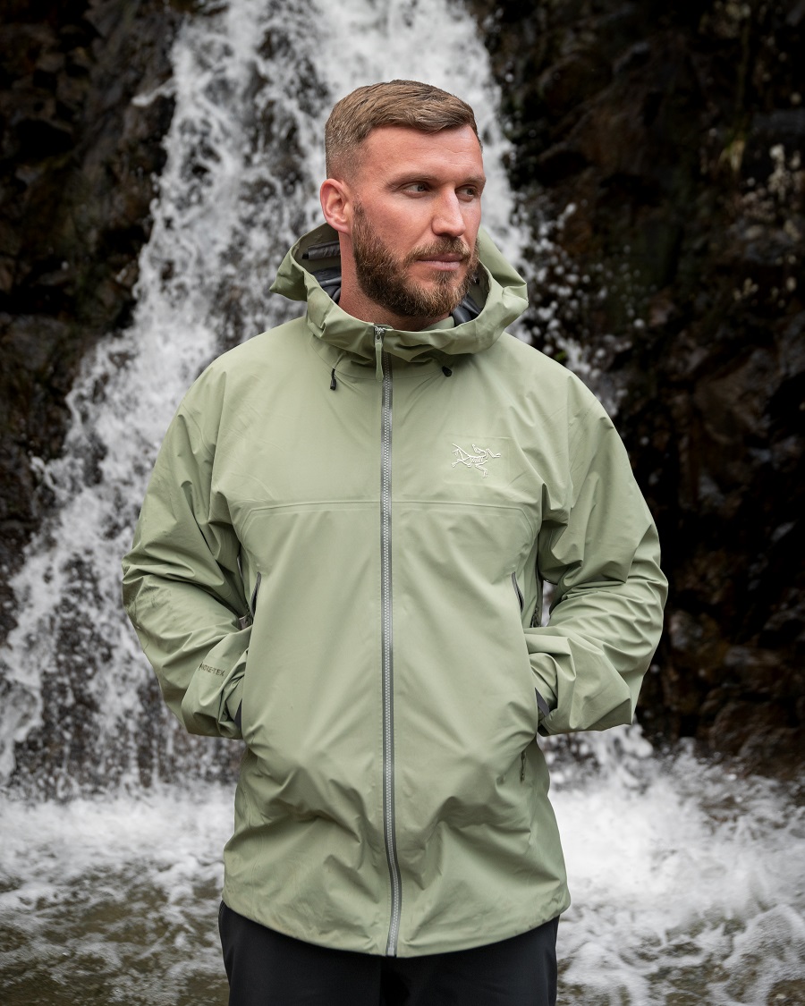 Arc'teryx Beta Lightweight Jacket Review - Mountains & Macros