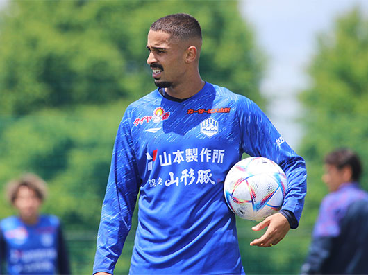 選手着用モデルプラクティスシャツ 受注販売開始！ | モンテディオ山形