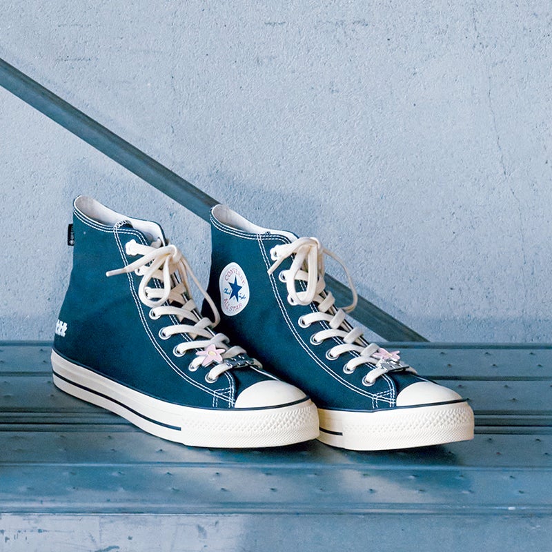 ゴアテックスなコンバース「オールスター」、アンブロのネイビー