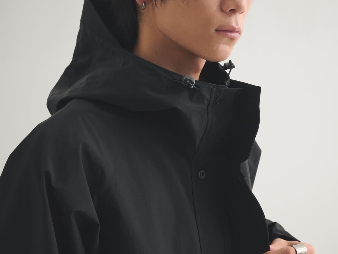 完売続出中「ユニクロ ユー」の新作アウターを服好きモデルはどう