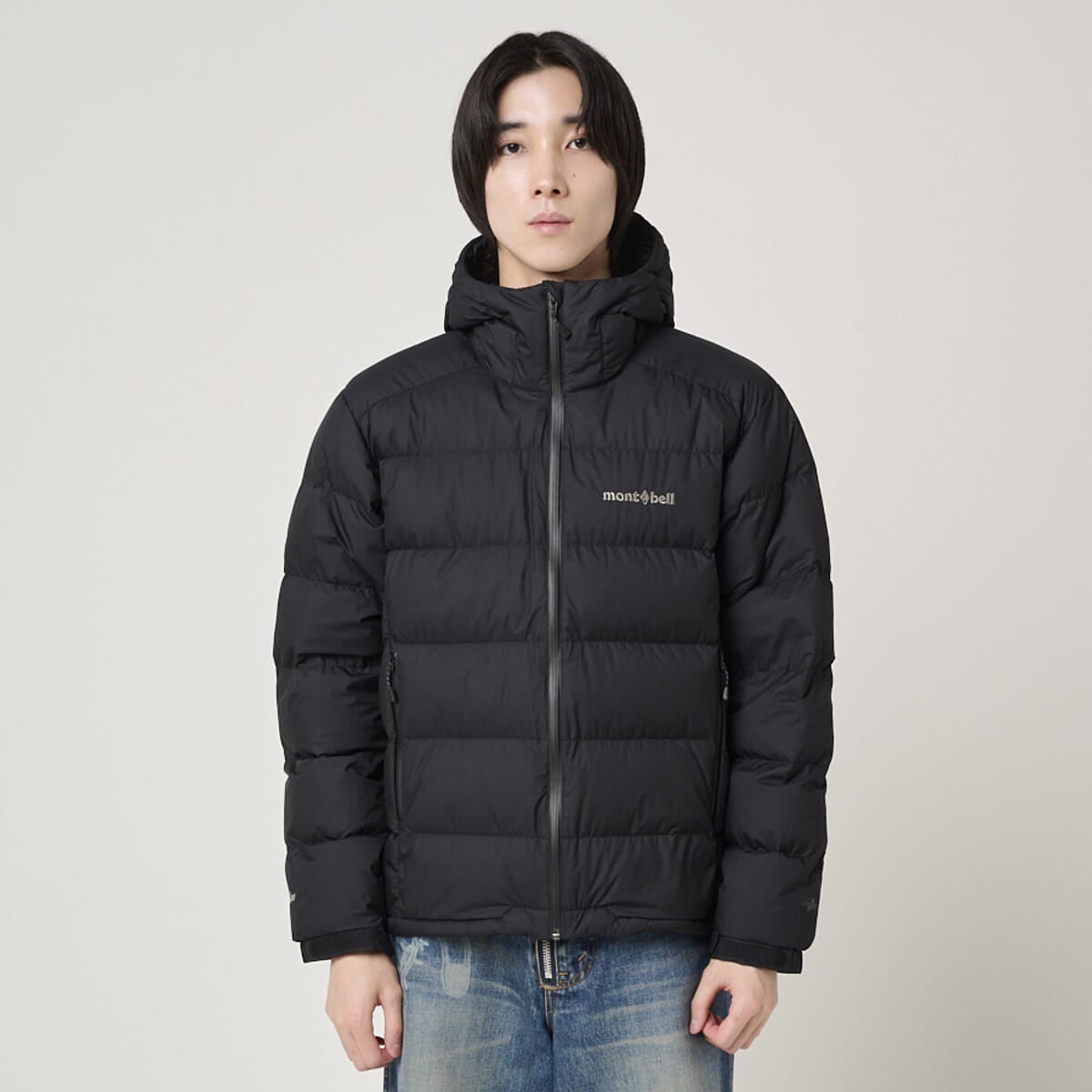 モンベル」でいま買うべき名作ダウンジャケット6選を徹底分析。コスパ