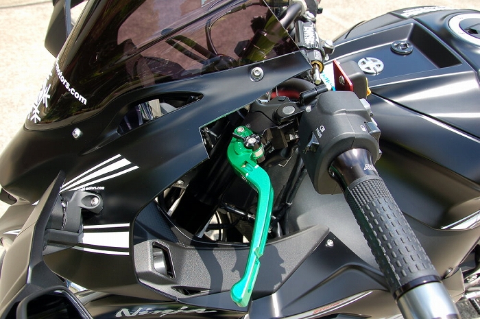 ZX-10R（16-20）のバーハンドル化のカスタムのレポート