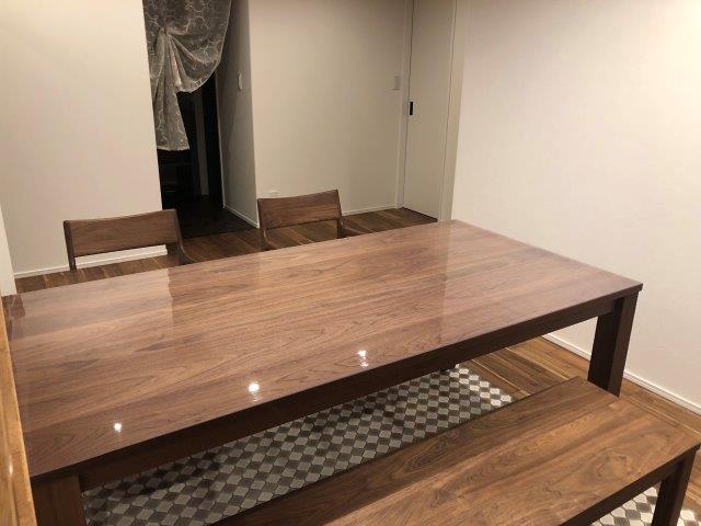 アクタス【REN】テーブルに透明テーブルマットを敷いたレビュー集