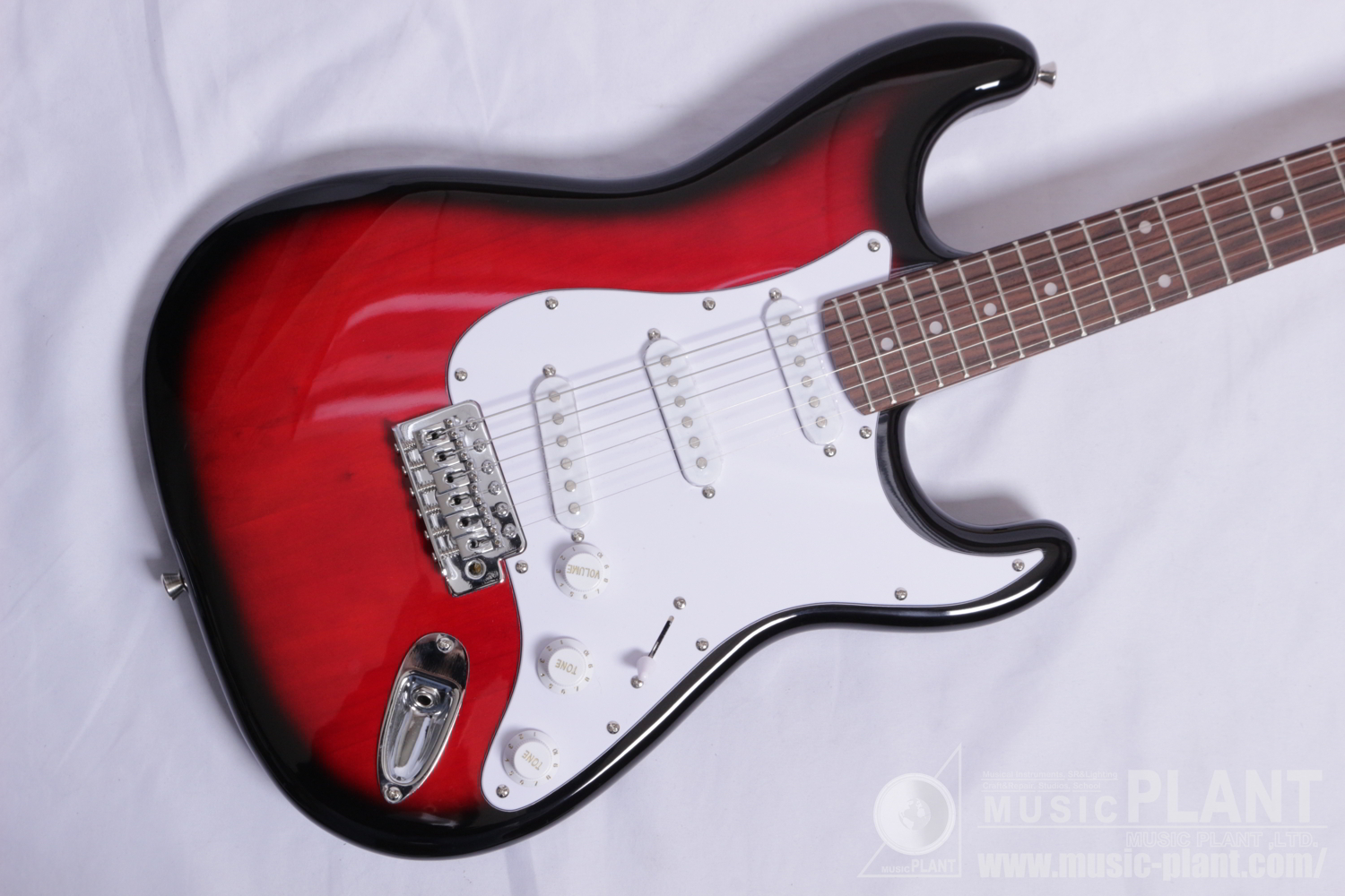 Legend ストラトキャスタータイプLST-Z SRBS新品在庫状況をご確認