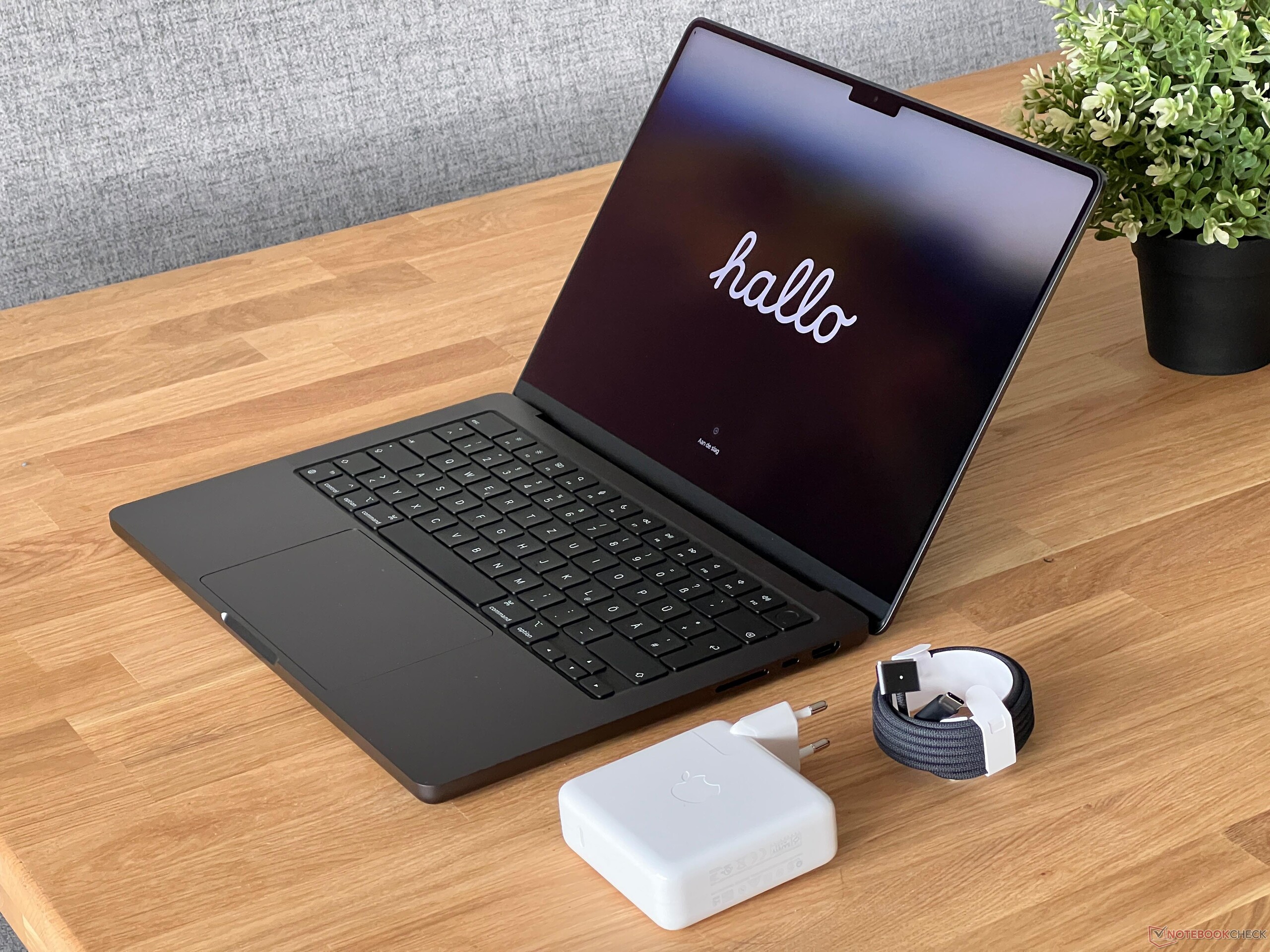 Apple MacBook Pro 14 2023 M3 Max Review - The fastest CPU in a 14