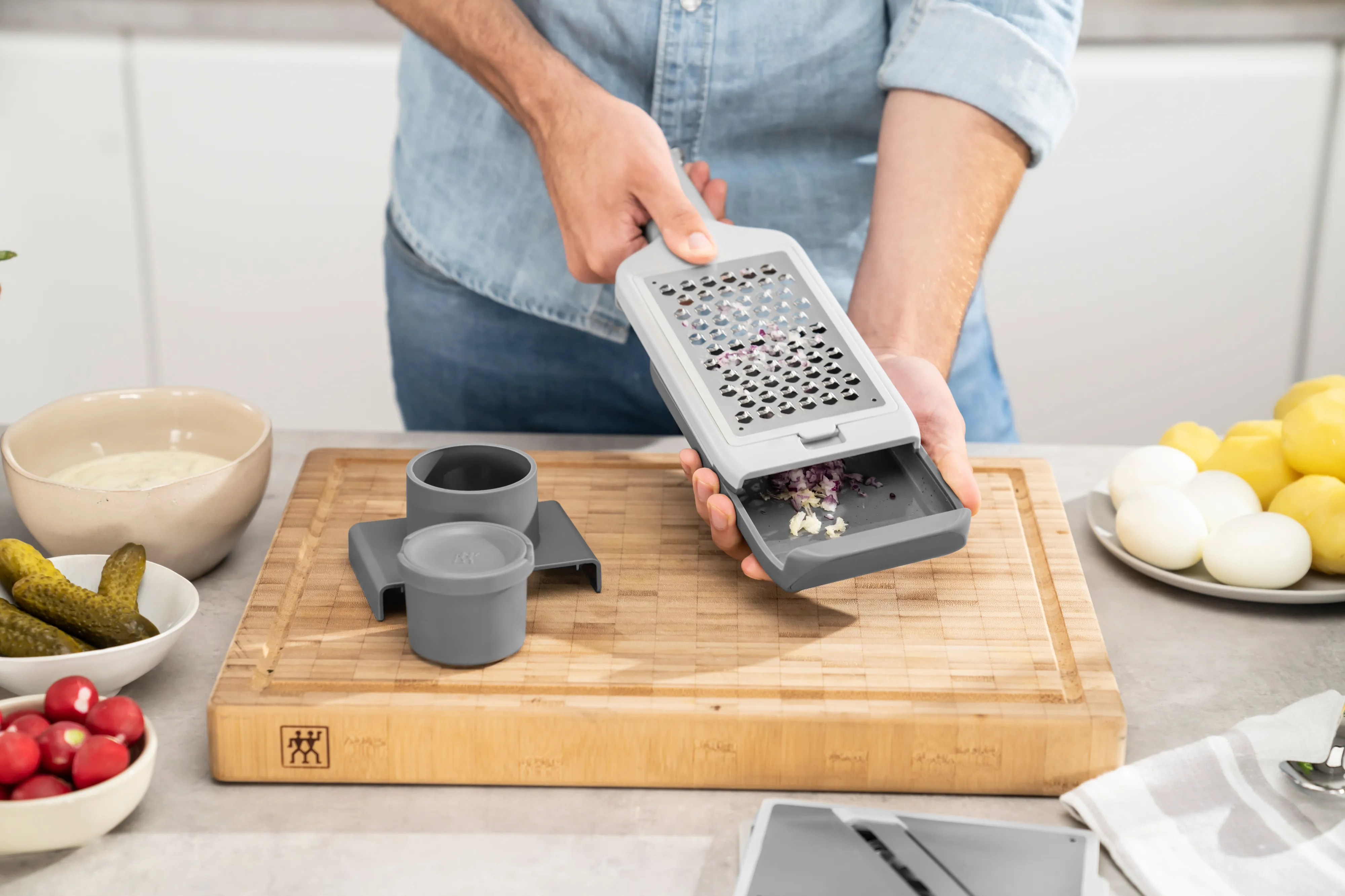 Zwilling | ツヴィリング からのZ-cut マルチグレーター - NordicNest.jp