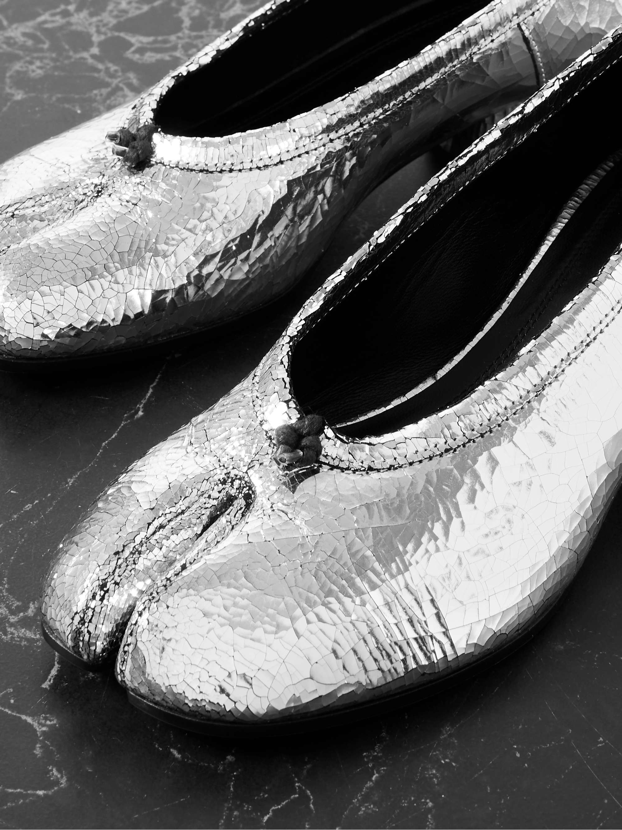 MAISON MARGIELA Tabi Ballerina split-toe metallic cracked-leather