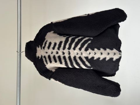 KAPITAL (キャピタル) BONE柄ボアフリース リバーシブルブルゾン s.t.c