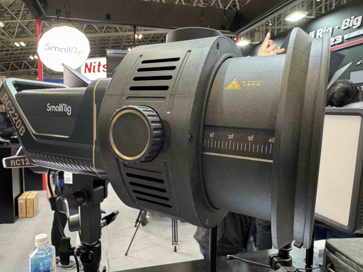 SmallRig RA-F150 Fresnel Lens First Look - Newsshooter