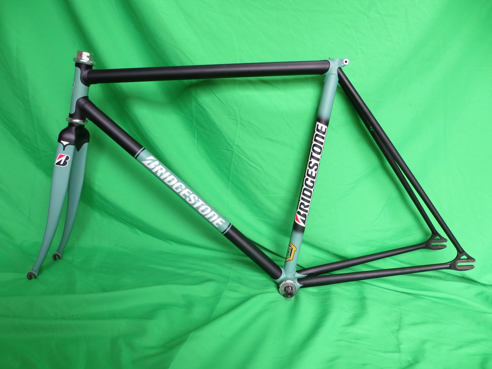 Bridgestone Columbus Max Frok/ Reynolds 631 // Matte Bianchi Green