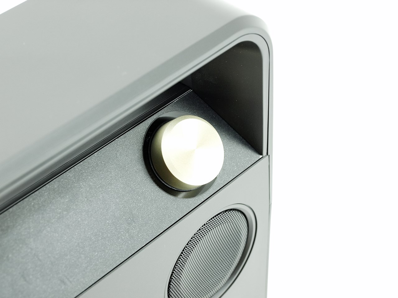 TDK A73 Wireless Boombox Review