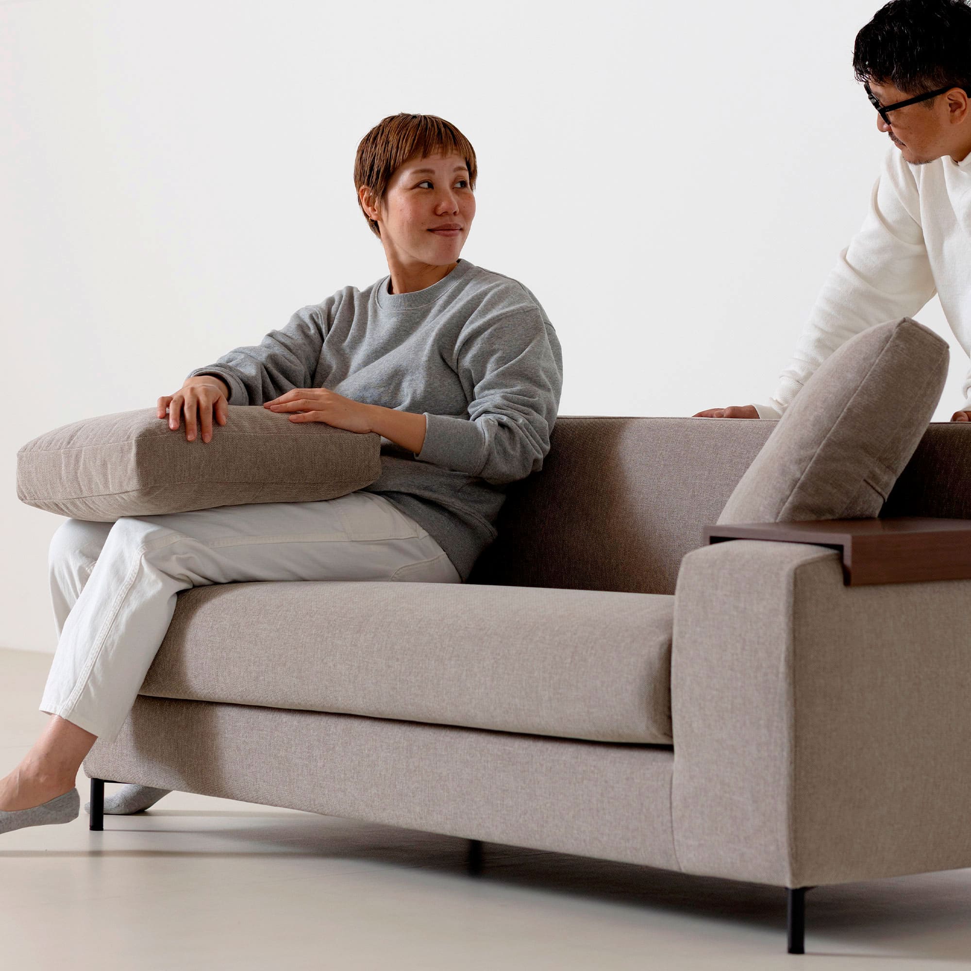 Decibel Traditional 3人掛け両ひじ」 製品詳細ページ | 国産ソファ