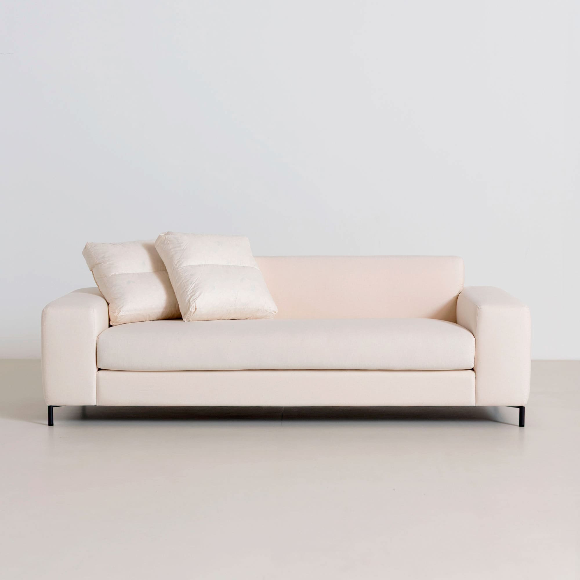 Decibel Traditional 3人掛け両ひじ」 製品詳細ページ | 国産ソファ