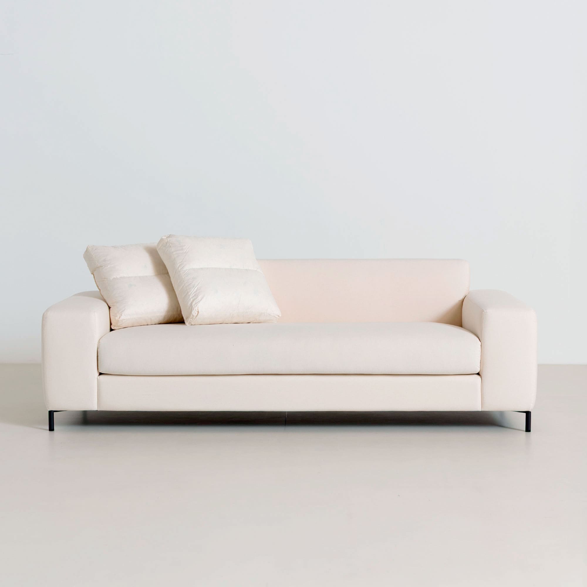 Decibel Traditional 3人掛け片ひじ」 製品詳細ページ | 国産ソファ