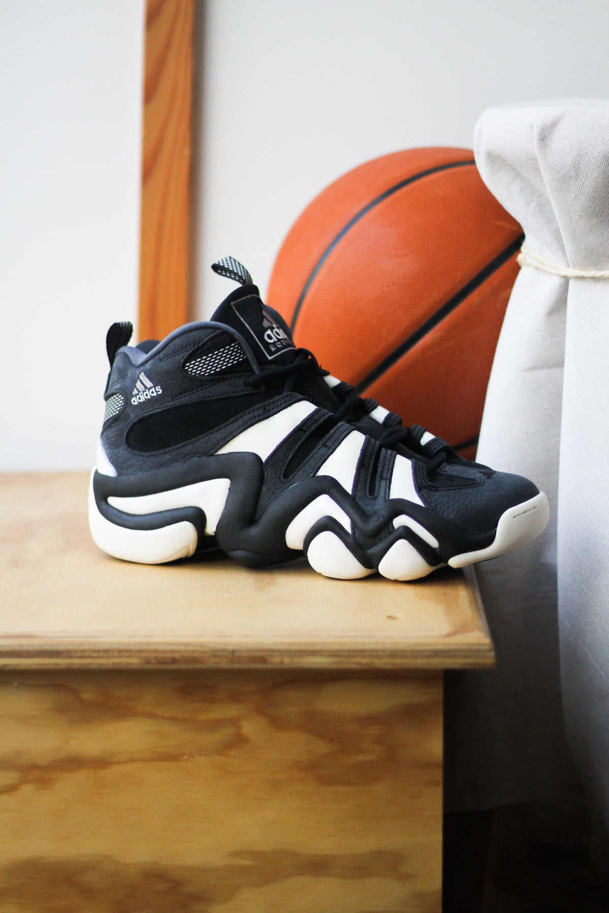 CRAZY 8 