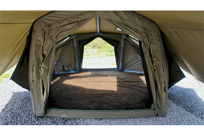 韓国発のラグジュアリーエアテント「Bestona」が秋冬キャンプの主役に