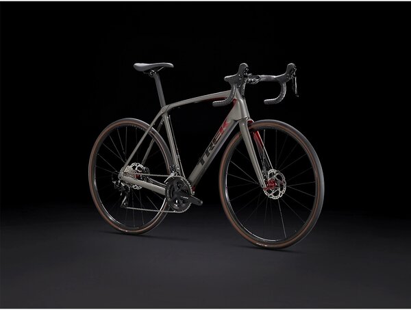 Trek Domane SL 5 Gen 4 - Village Cycle Center | Chicago, IL