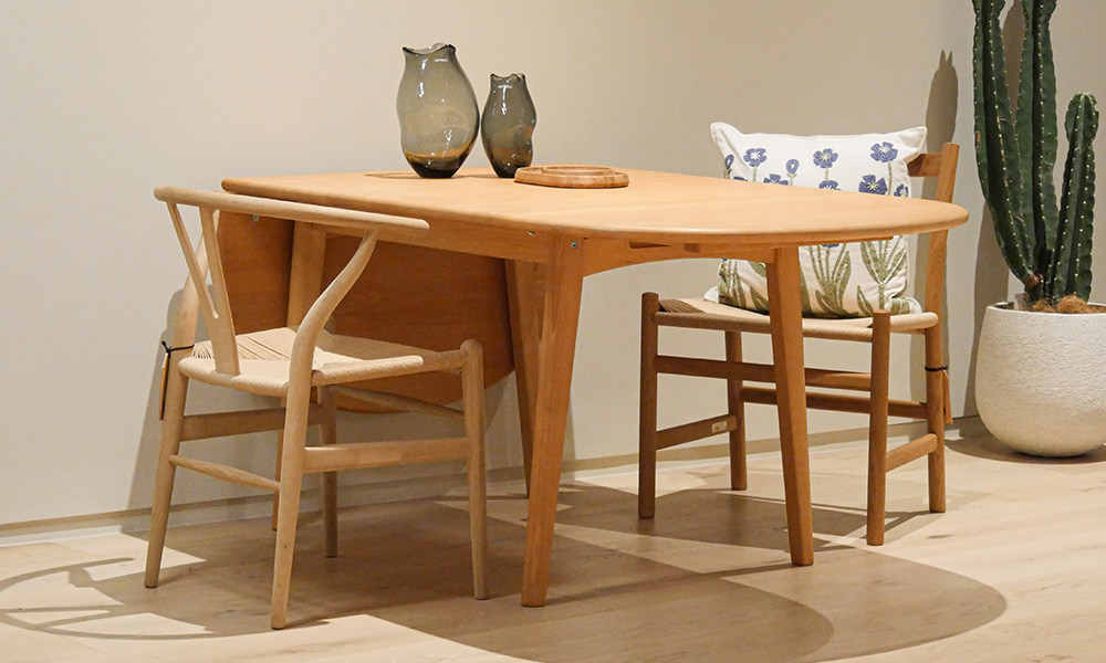 CH002 ダイニングテーブル / オーク材 オイル仕上げCarl Hansen & Son