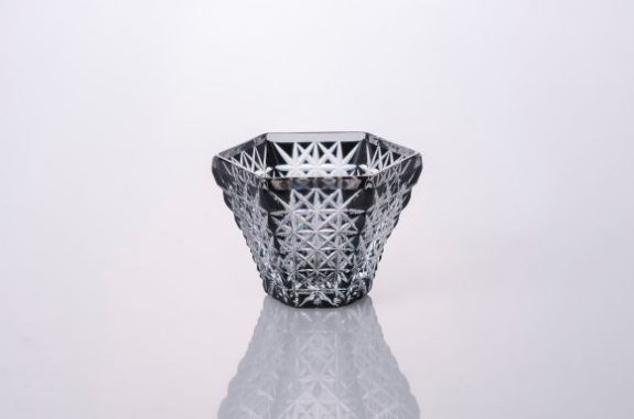 2026年限定 黒切子 酒杯「昴」 | 薩摩切子のことなら薩摩びーどろ工芸