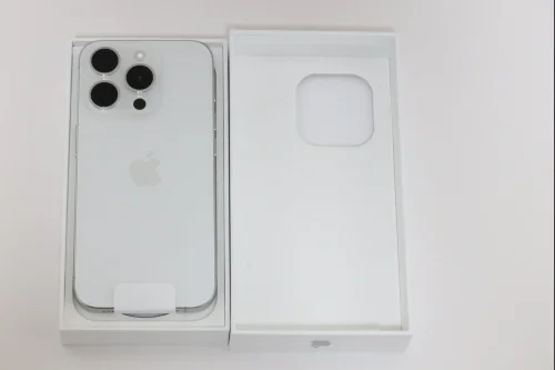 iPhone 15 Pro（ホワイトチタニウム） レビュー！ 14 Proとの比較も