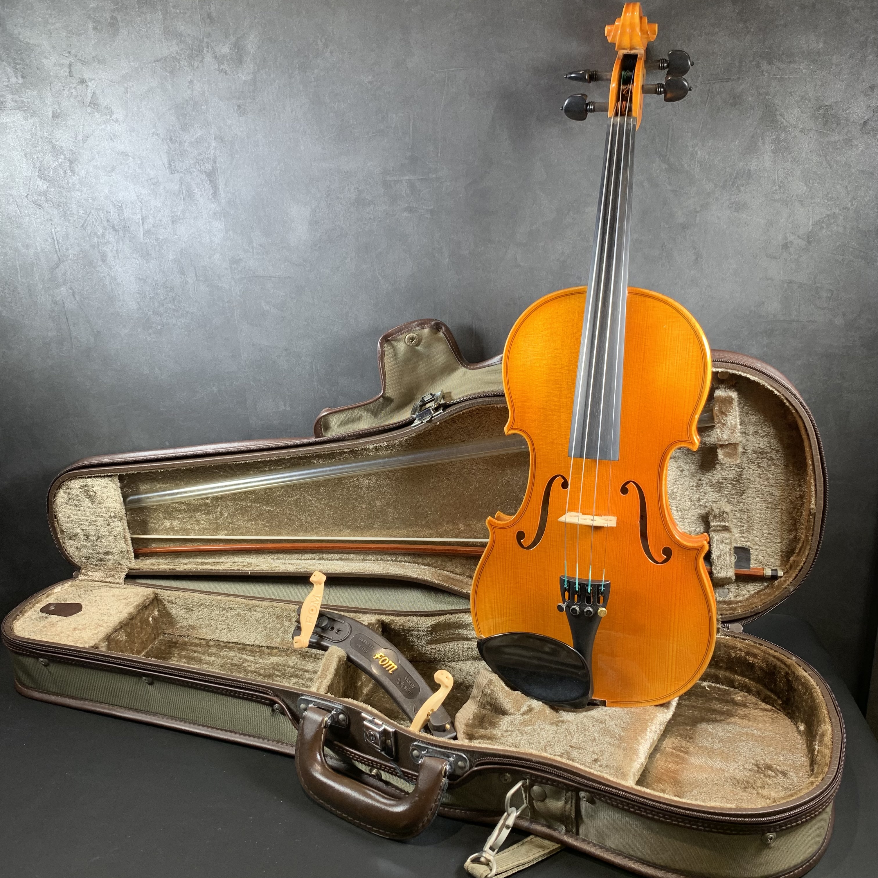 中古分数ヴァイオリン紹介】KarlHofner(カール・ヘフナー) 3/4サイズ