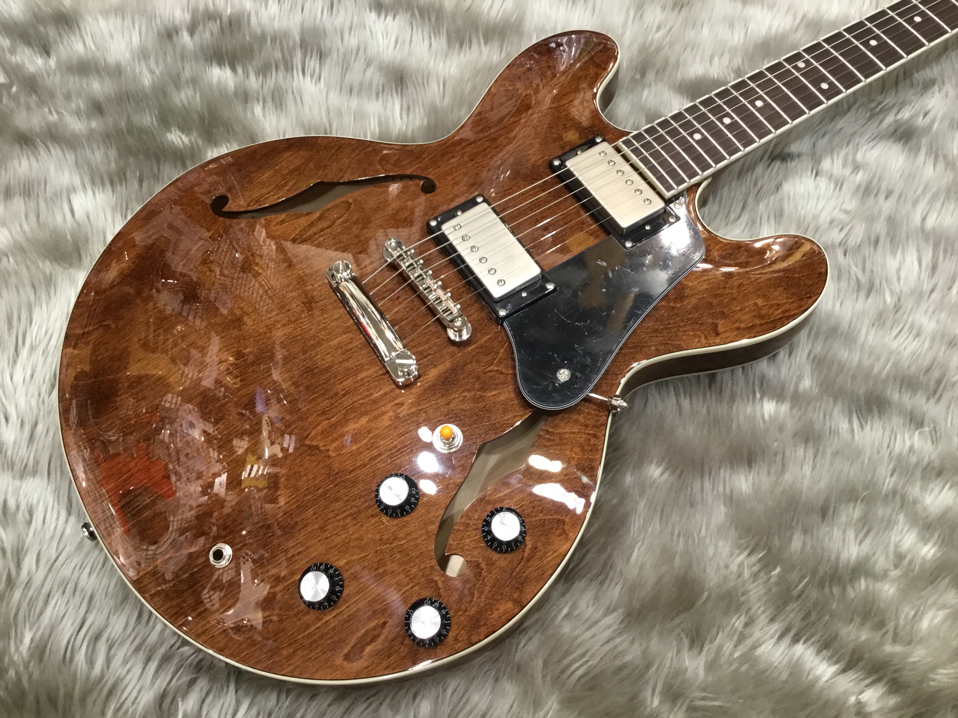 注目のエレキギター SeventySeven EXRUBATO-STD-JT｜島村楽器 イオン