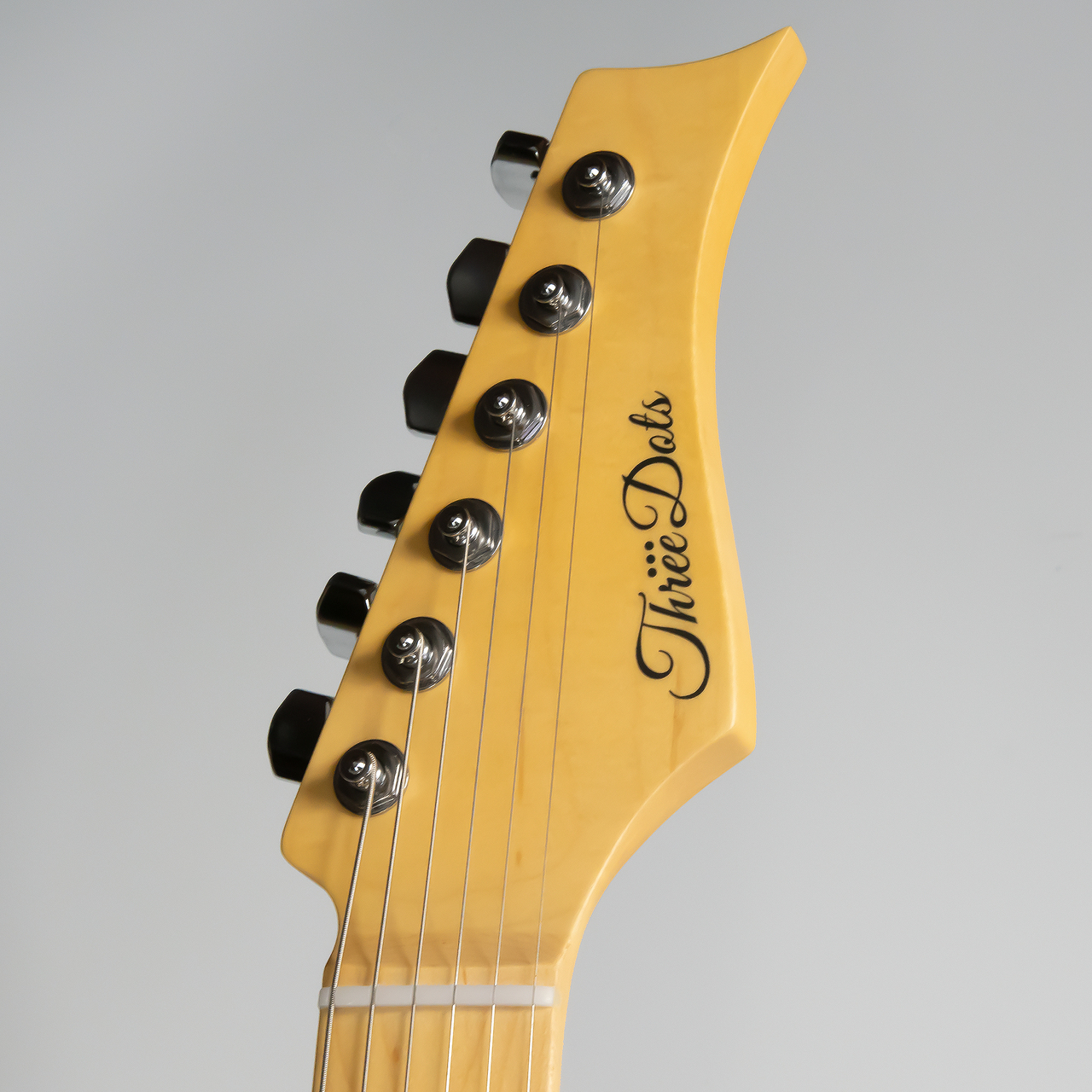 話題の国産ブランド「Three Dots Guitars」が入荷しました！｜島村楽器