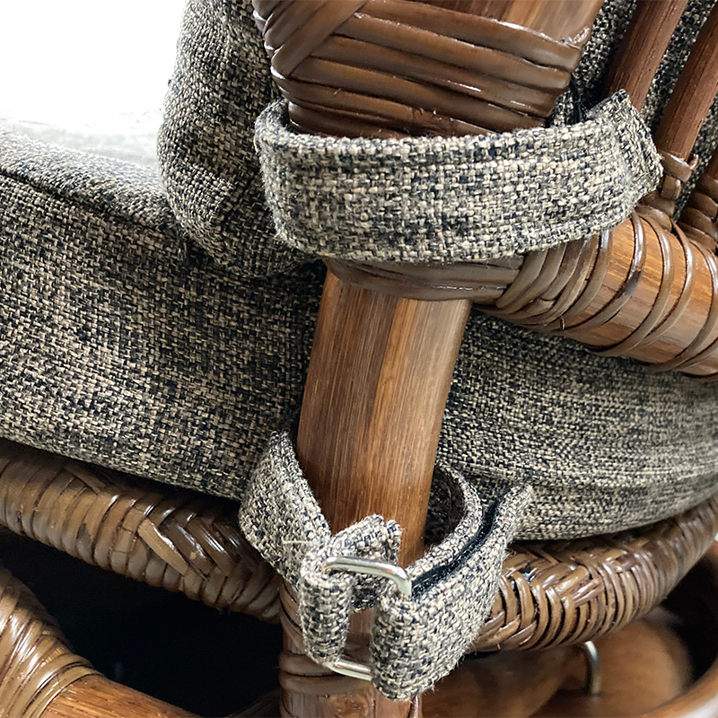 ラタンの老舗KAZAMA（カザマ）〔フェルテロッキングシーベルチェア