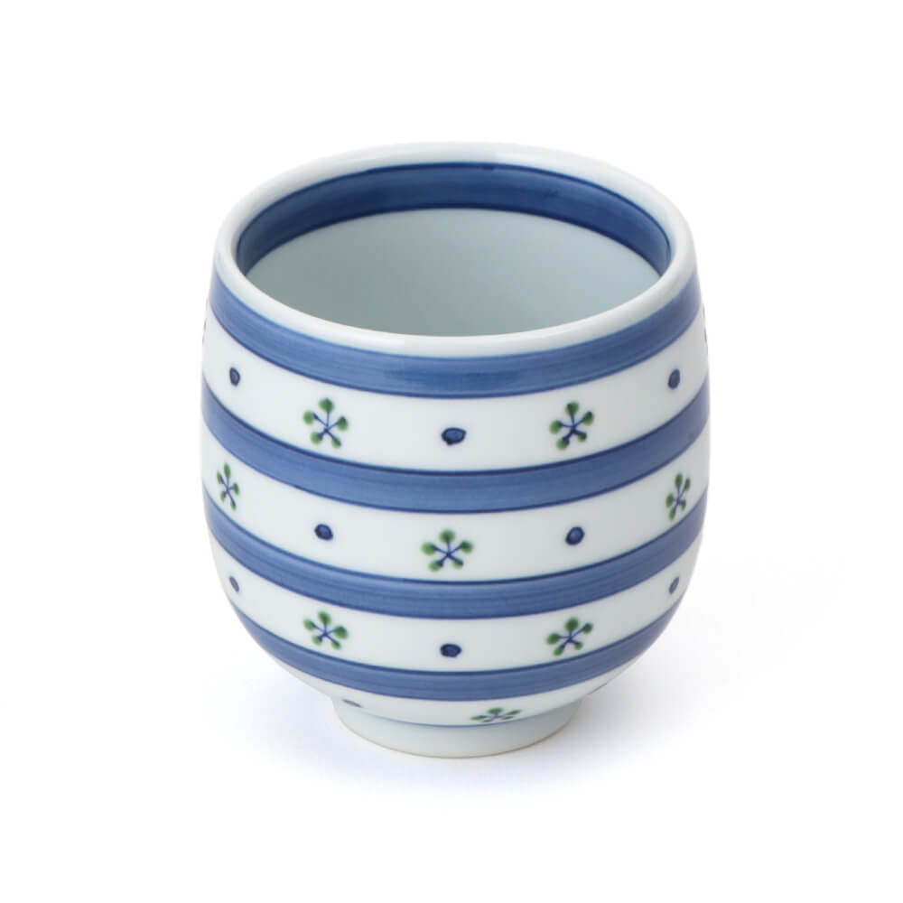 染錦帯梅小紋 湯呑 ｜ 有田焼の源右衛門窯公式オンラインショップ