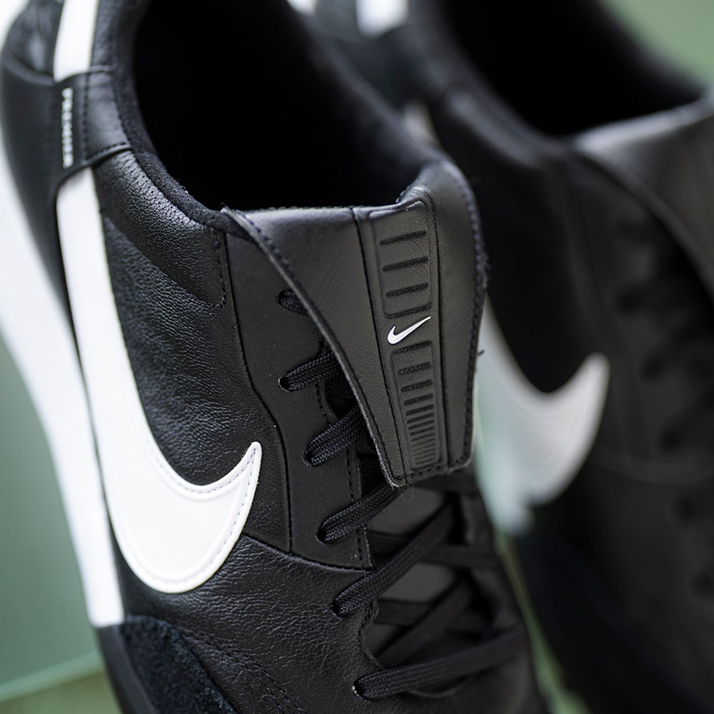NIKE PREMIER 3 TF（ナイキ プレミア3 フットサルシューズ