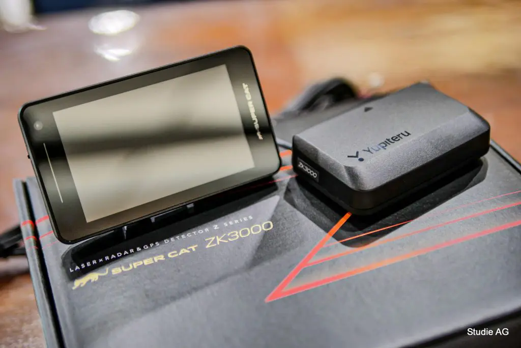 YUPITERUの最新・最強レーダー/レーザー探知機！ZK3000登場＆入荷