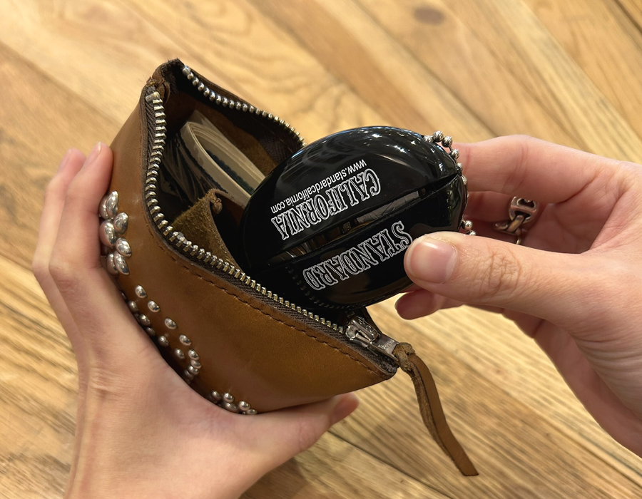 身に着けているアイテム紹介 ｜ STANDARD CALIFORNIA[スタンダード