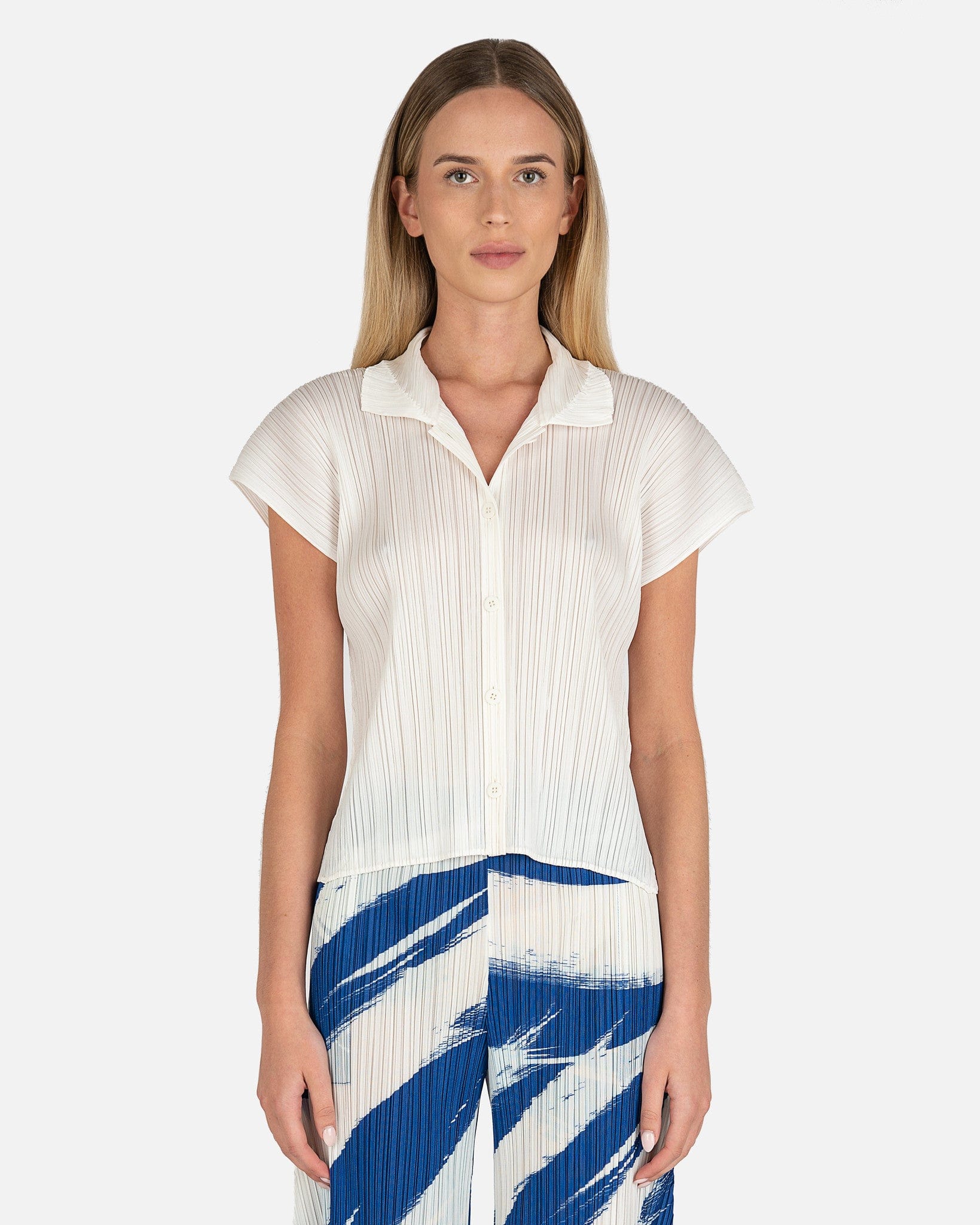 Short Sleeve Pleated Top in Off White – SVRN