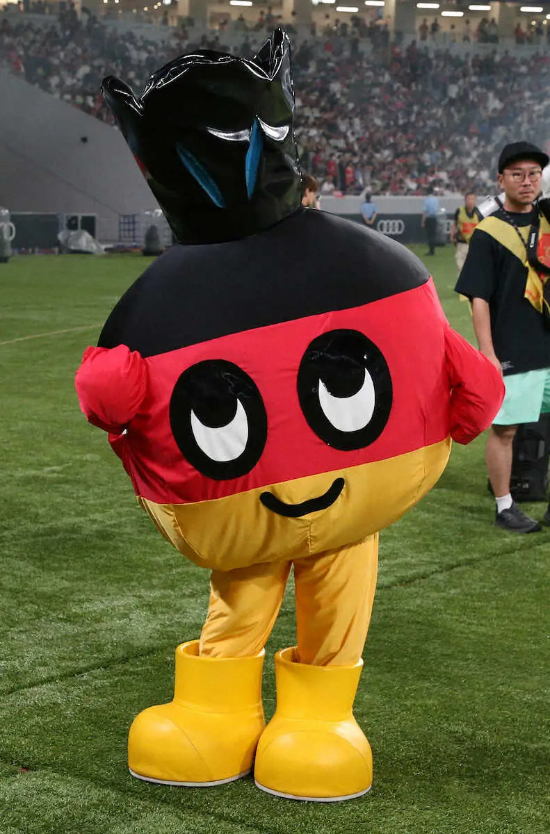 川崎F・バイエルン・ミュンヘン＞カラーがドイツ国旗仕様になった川崎F