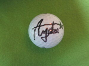 石川遼選手直筆サイン入り2009マスターズフラッグ - SPORTS GALLERY USA