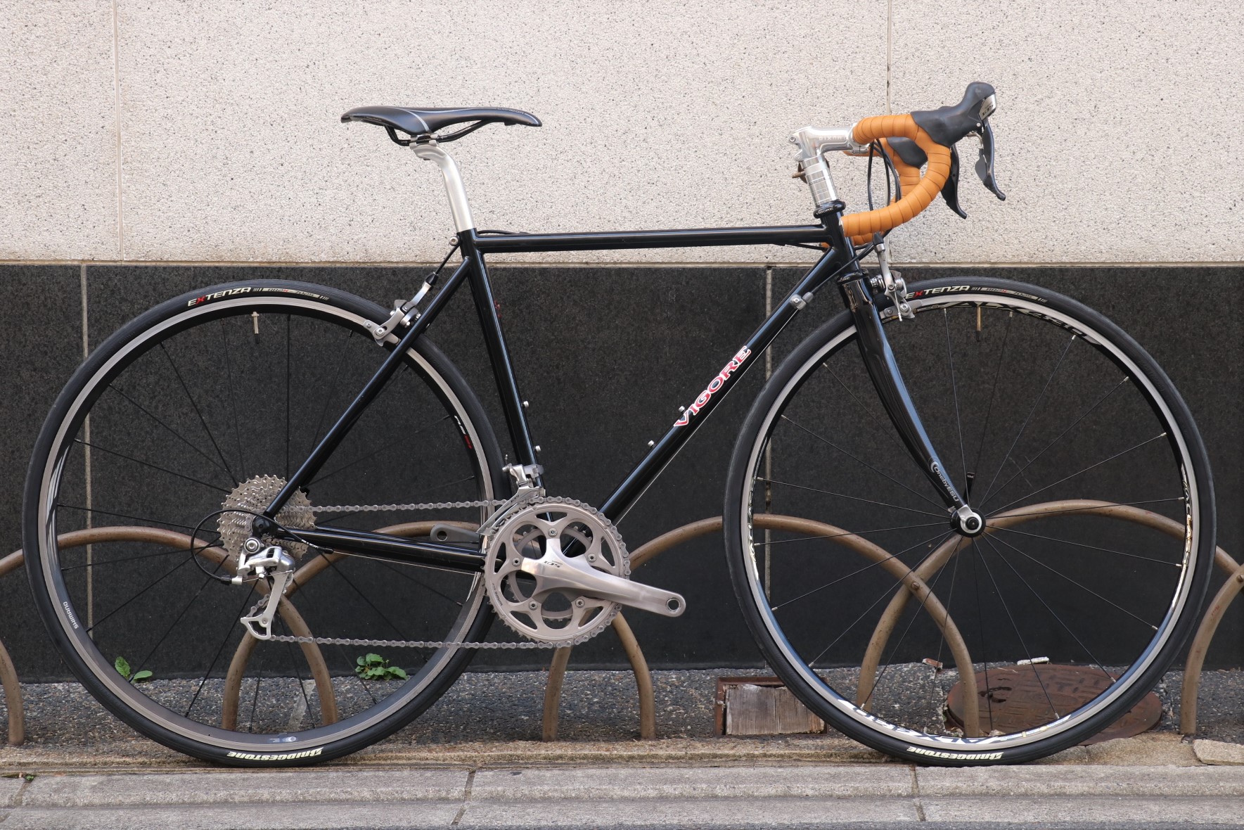 BLOG 【中古ロードバイク】クロモリフレーム+カーボンフォークに