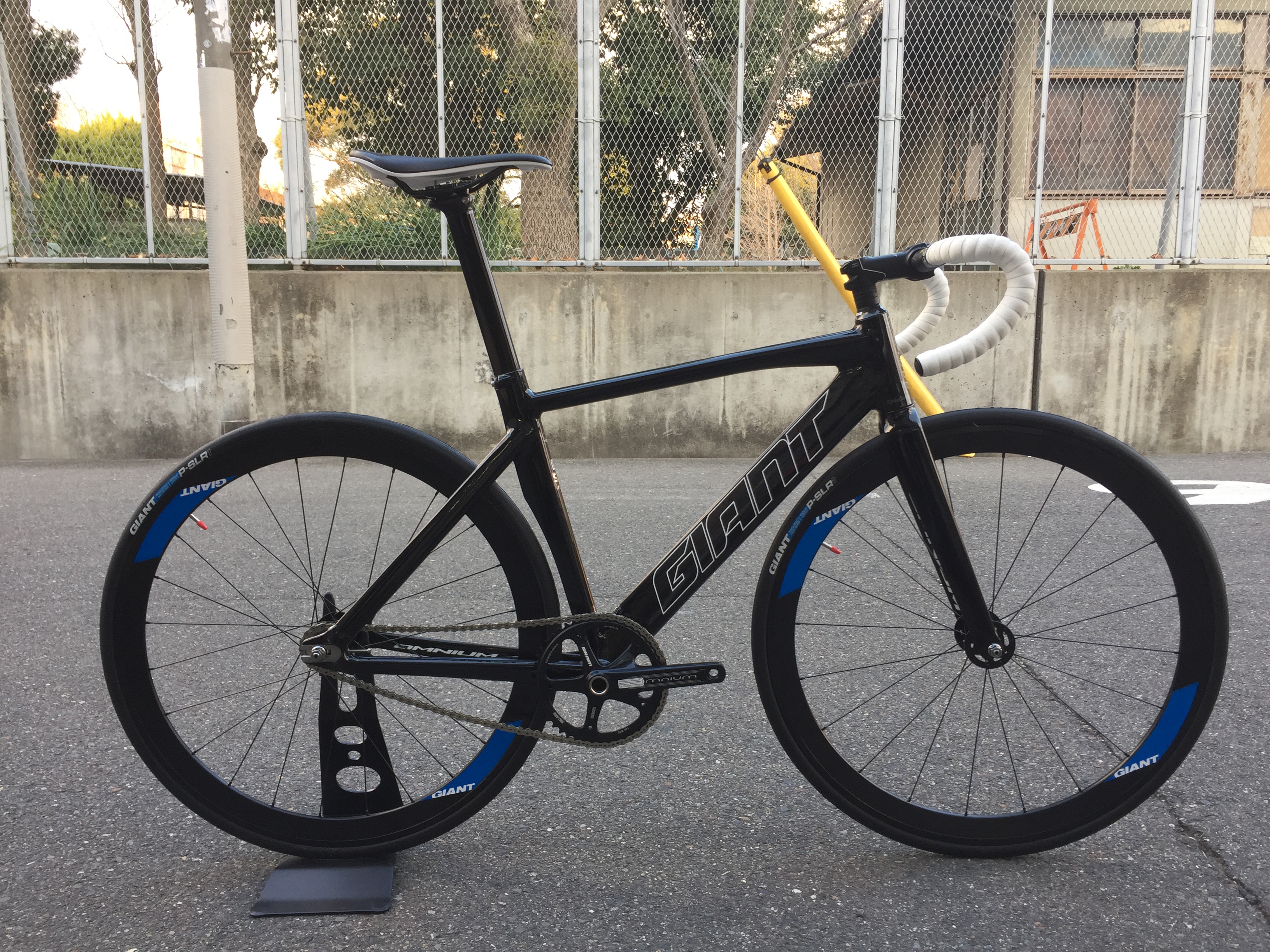 GIANT OMNIUM 入荷いたしました！！ | 大阪-平野 ロード・クロス