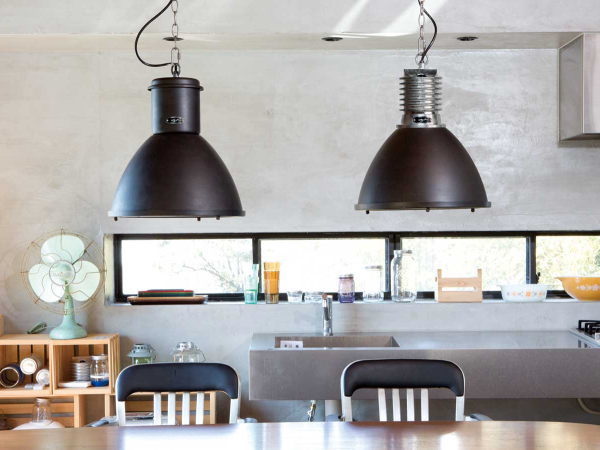 送料無料 BYRON バイロン （ブラック）ペンダントランプ CM-003